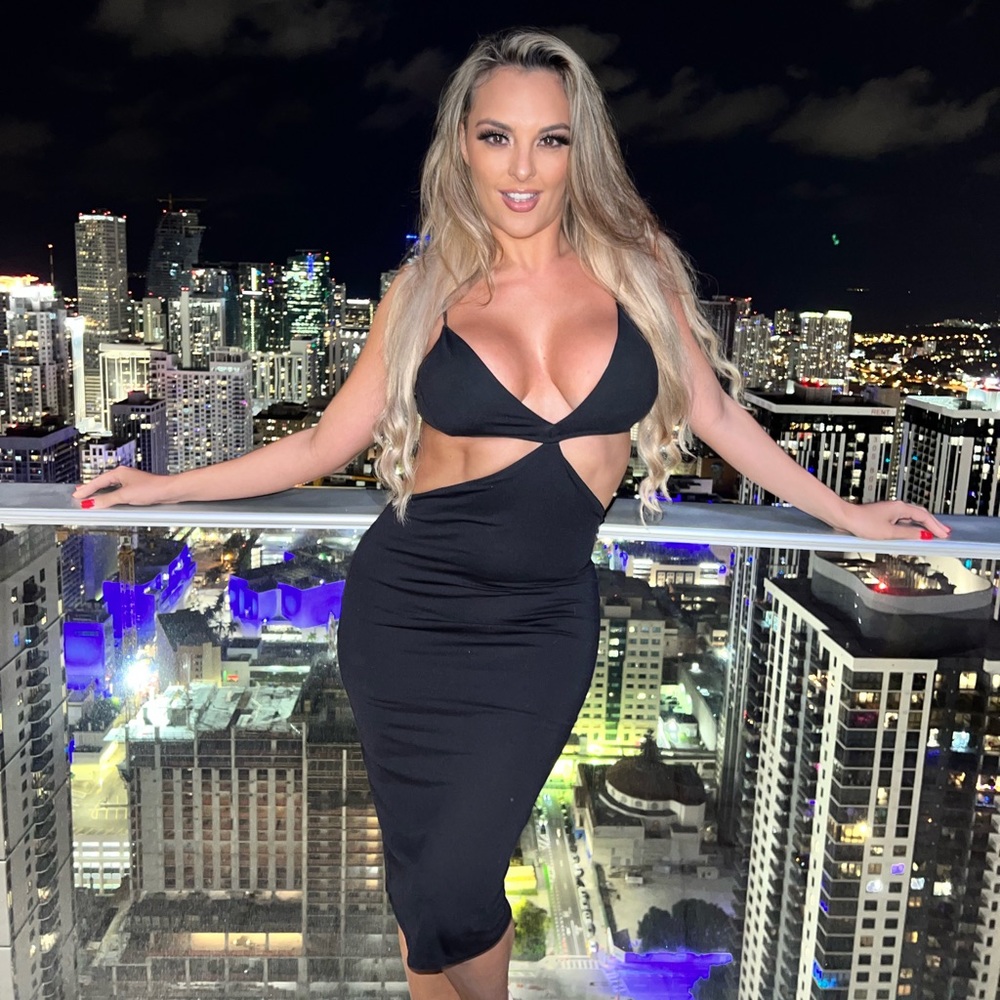 MIDI black dress sexy